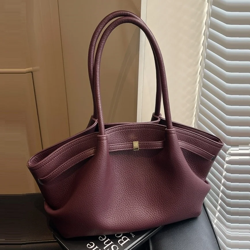 Luxury Bags Tote - กระเป๋าถือผู้หญิงสีเบอร์กันดี ดีไซน์หรูหรา รุ่น Wings Bag กระเป๋าสะพายข้างสำหรับผู้หญิง