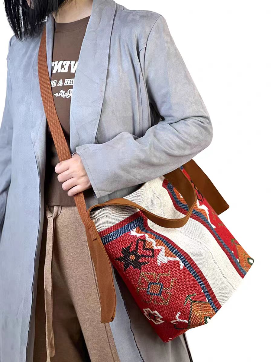 Luxury Bags On Sales - กระเป๋าผู้หญิงหรูหรา Original กระเป๋าสะพายผ้าแคนวาสปักสองด้านโบฮีเมียกระเป๋าถังลดราคา