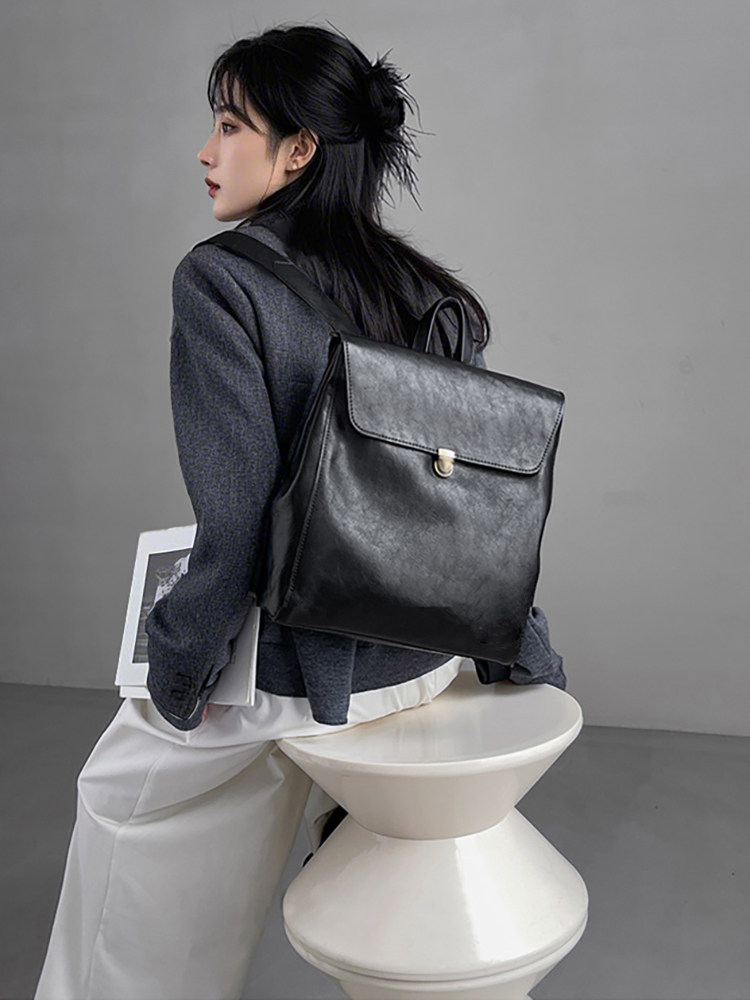 กระเป๋าเป้สะพายหลังหนังแท้แบรน - Luxury Bags Leather บทวิจารณ์และราคา